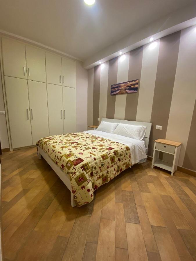 Apartmán Domus Melius Castellammare di Stabia Exteriér fotografie